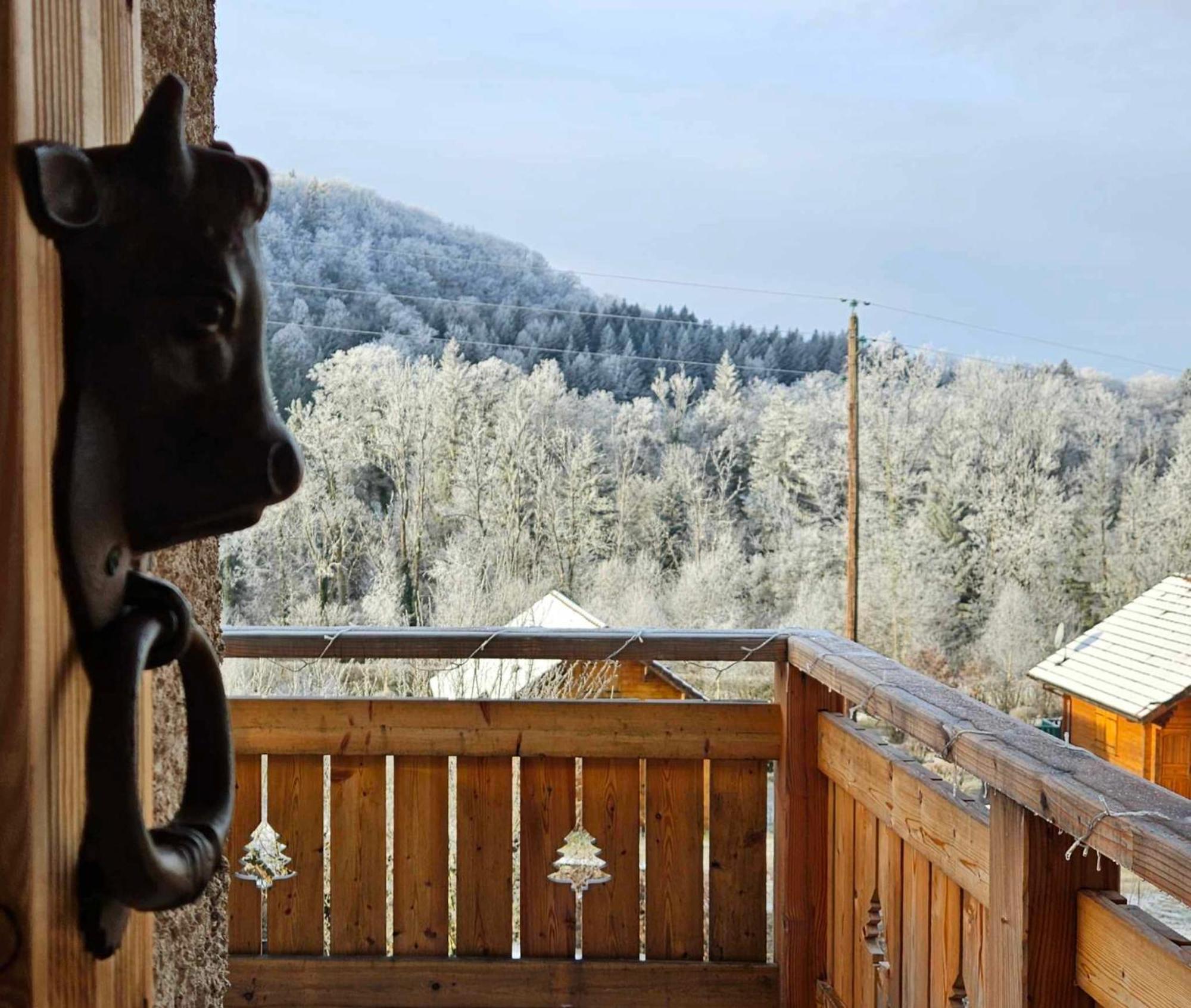 Le Refuge Du Herisson Doucier Exterior photo